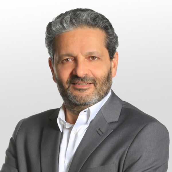 Serge M.
