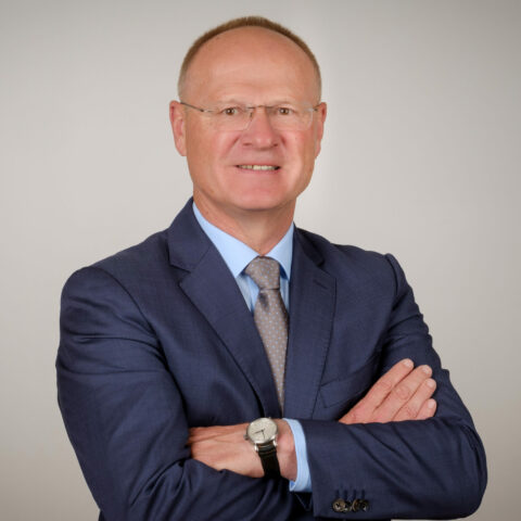Friedhelm L.
