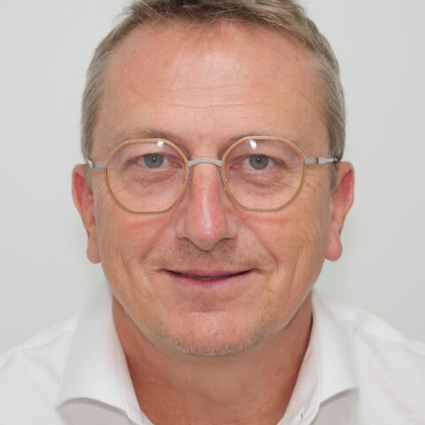 Serge F.