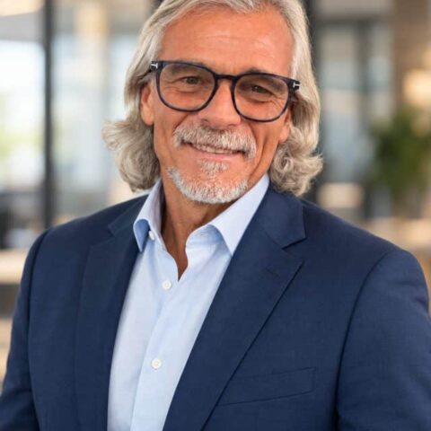Michaël R.