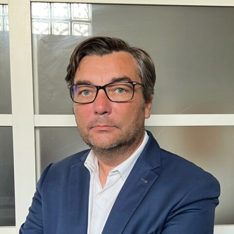 François P.