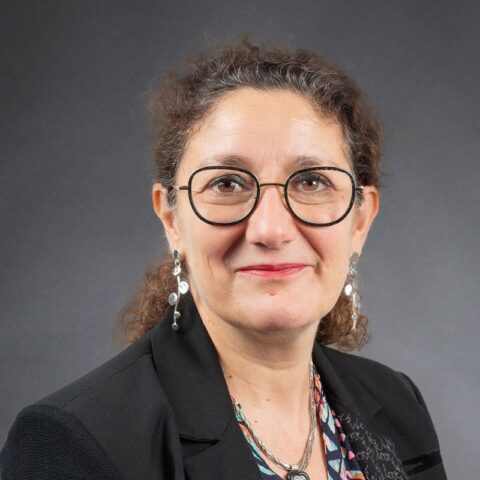 Isabelle V.